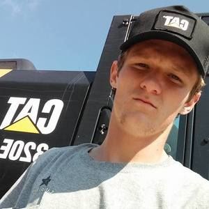 Meet your Posher, Dackota